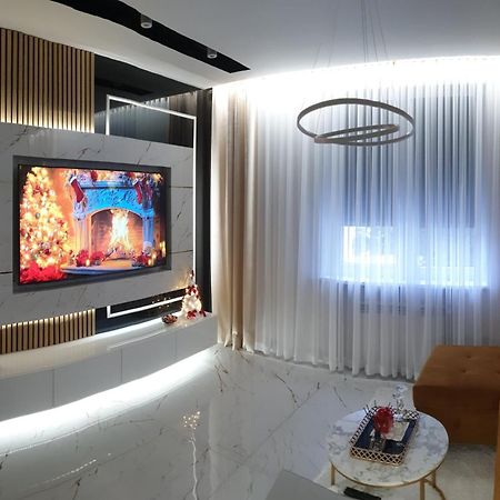Vip Room 2+2 Konin  Exteriér fotografie